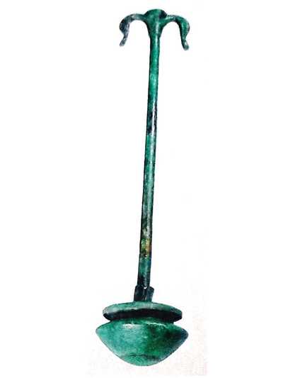 the bronze infuser that it is possible to see inside the civic museum of nepi